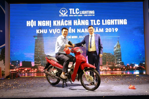 hoi-nghi-khach-hang-tlc-lighting-2019-11