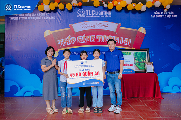 Chương trình "Thắp Sáng Tương Lai" số 2 của TLC Việt Nam 2