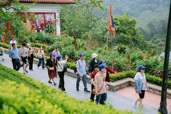 Chương trình Du xuân & Đêm nhạc ấn tượng mừng sinh nhật 10 năm Tập đoàn TLC Việt Nam tại Tam Đảo